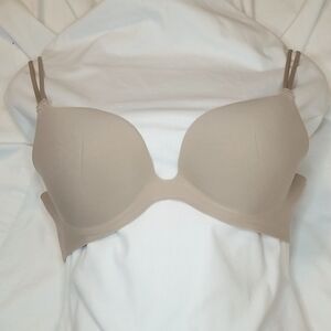 Victoria's Secret Angels Secret Embrace Push-up Bra Tan Size 34B